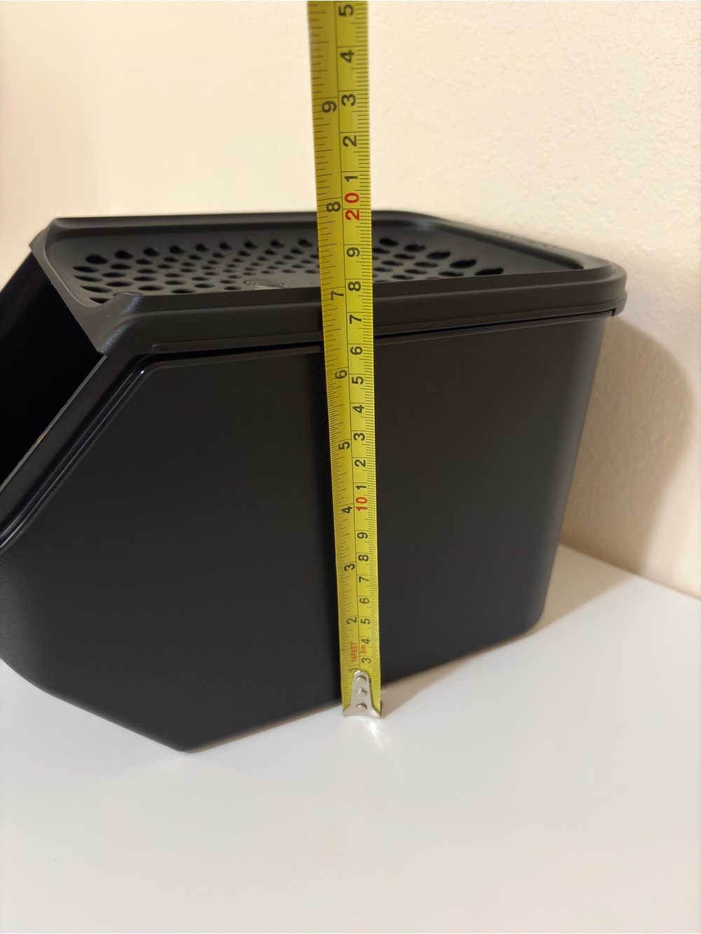 Tupperware Onion & Garlic
Smart® Container - Picture 4 of 15